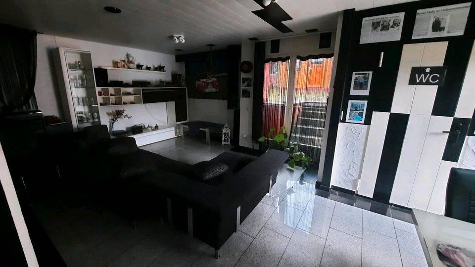 Doppelhaushälfte Gersfeld (Rhön) - 8 Zimmer, 224 m&sup2;, 249.000&euro; | Angebot:26798372