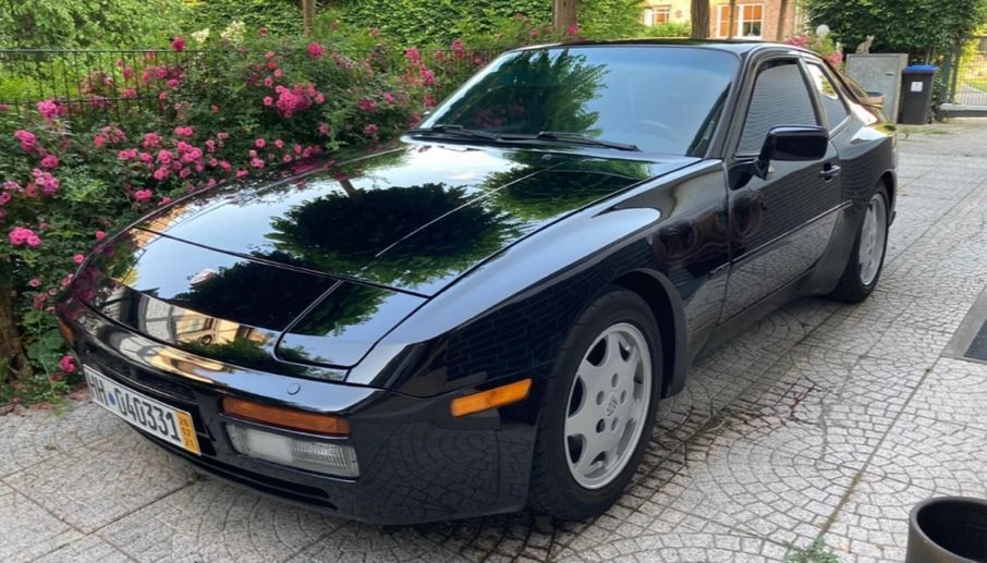944