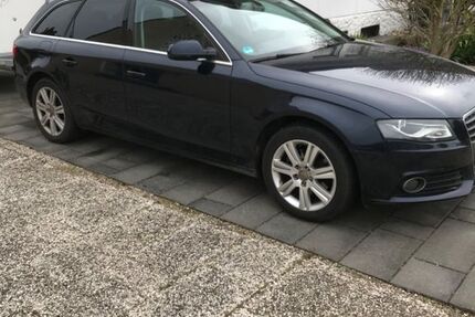 Audi A4 328.000 km 4.450 &euro; Mönchengladbach 41066