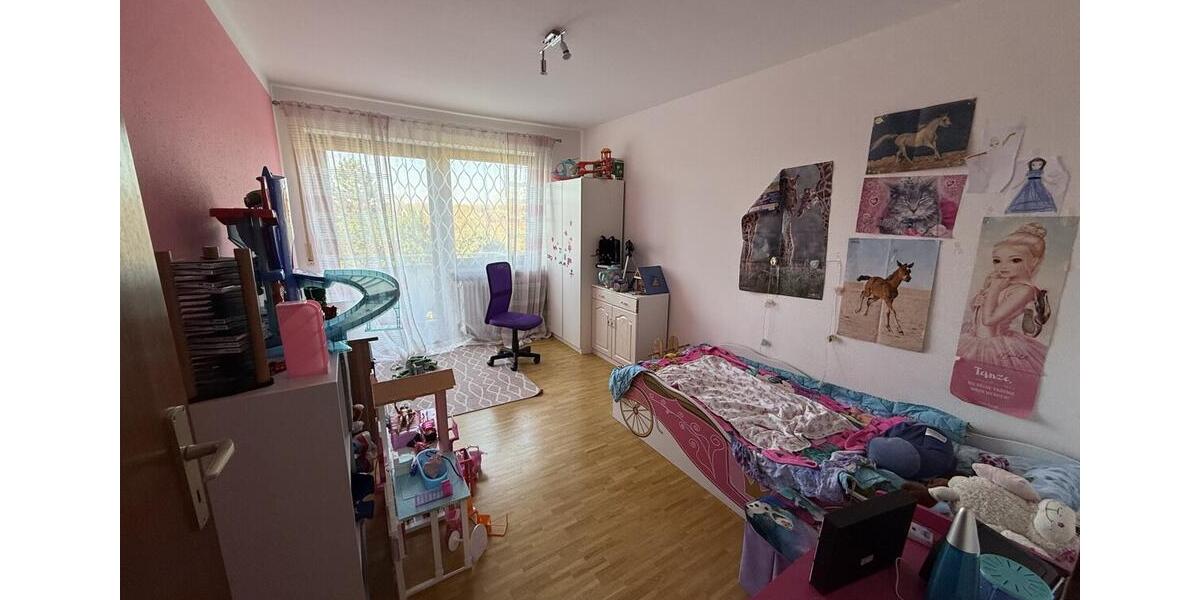 Reihenhaus Schwäbisch Hall - 6.5 Zimmer, 140 m&sup2;, 1.200&euro; | Angebot:26451380