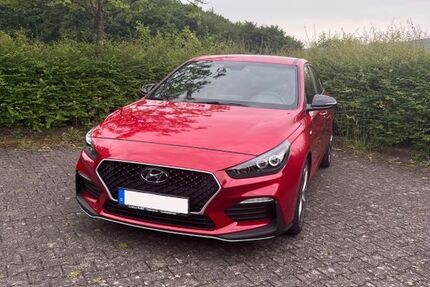 Hyundai i30 81.000 km 16.000 € Karl 54534