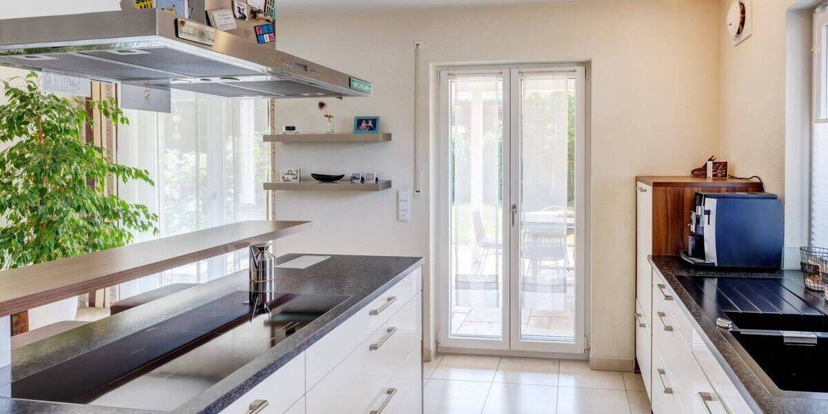 Perfekt für Familien in ruhiger Ortsrandlage! Großzügiges Einfamilienhaus mit moderner Ausstattung! 6 zimmer