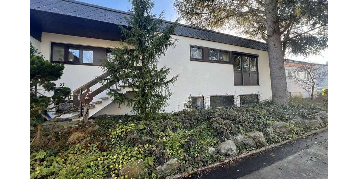 Einfamilienhaus Marbach am Neckar - 8 Zimmer, 180 m&sup2;, 595.000&euro; | Angebot:25255232