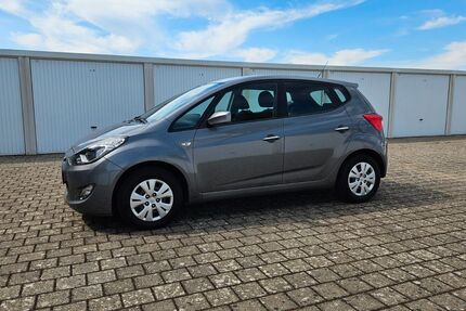 Hyundai ix20 137.000 km 5.800 &euro; Kenzingen 79341