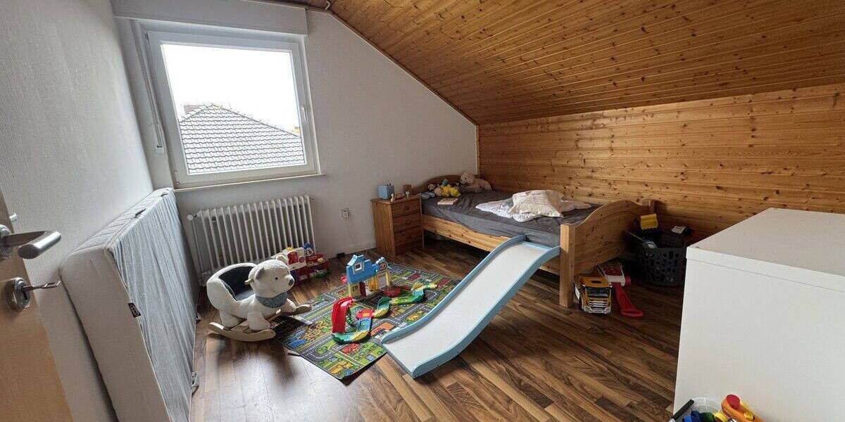 Einfamilienhaus Wiefelstede - 7 Zimmer, 151 m&sup2;, 329.000&euro; | Angebot:26815888