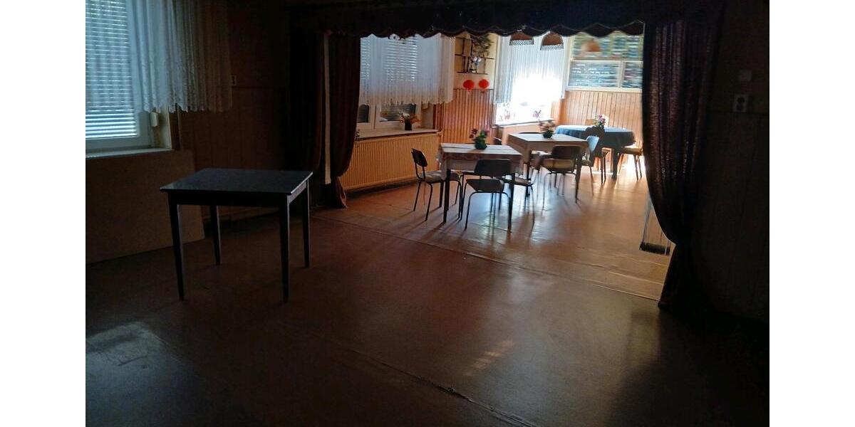 Einfamilienhaus Jerichow - 5 Zimmer, 210 m&sup2;, 90.000&euro; | Angebot:26977356