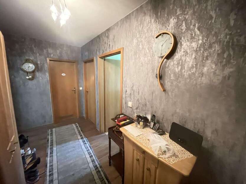 Wohnung zum Kaufen in Werdau 144.900 € 119 m² 4 zimmer