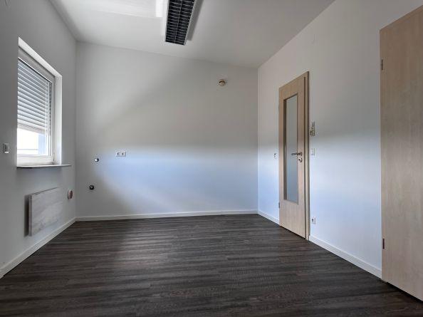 VB3481b Moderne Büroeinheit über zwei Etagen in ruhiger Lage Neutraubling zimmer