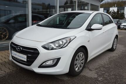 Hyundai i30 77.061 km 7.990 &euro; Herrenberg bei Stuttgart 71083
