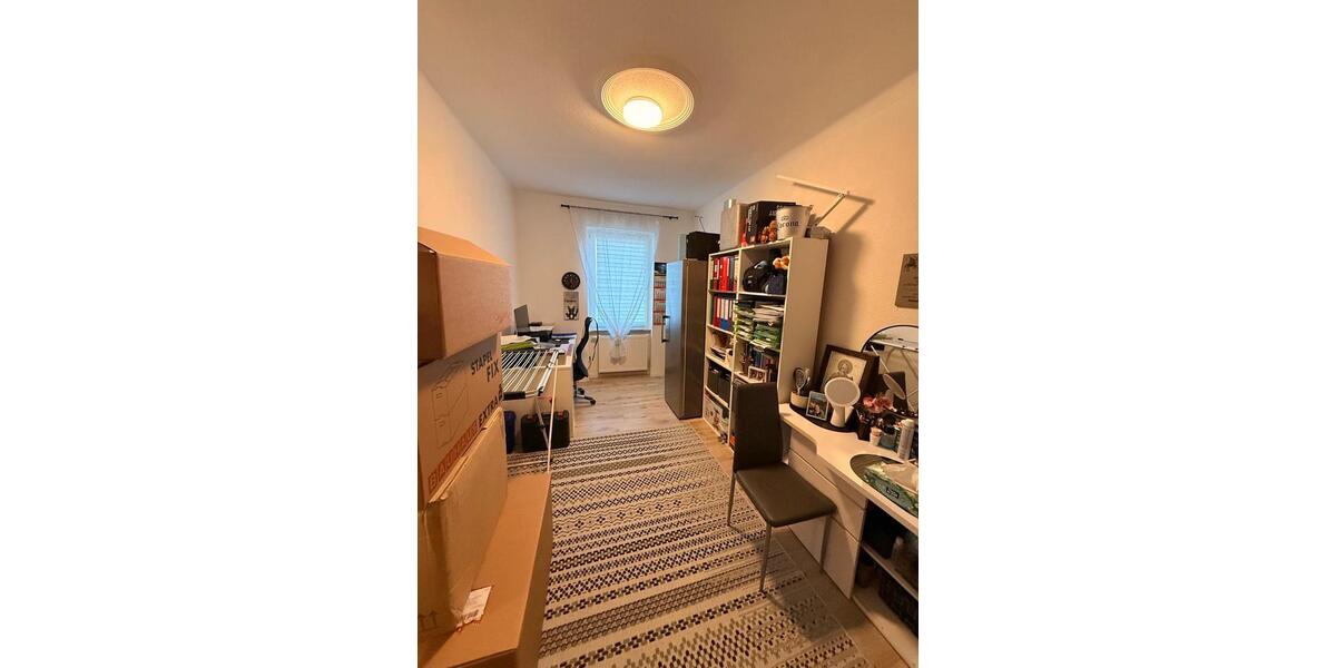 Etagenwohnung Singen (Hohentwiel) - 1 Zimmer, 70 m&sup2;, 750&euro; | Angebot:26393600