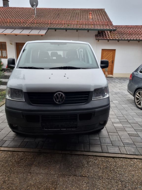VW T5 Transporter 200.000 km 10.999 € Rottenburg 84056