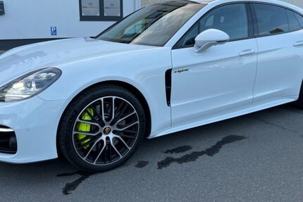 Porsche Panamera 84.000 km 89.999 € Frankfurt am Main 60314