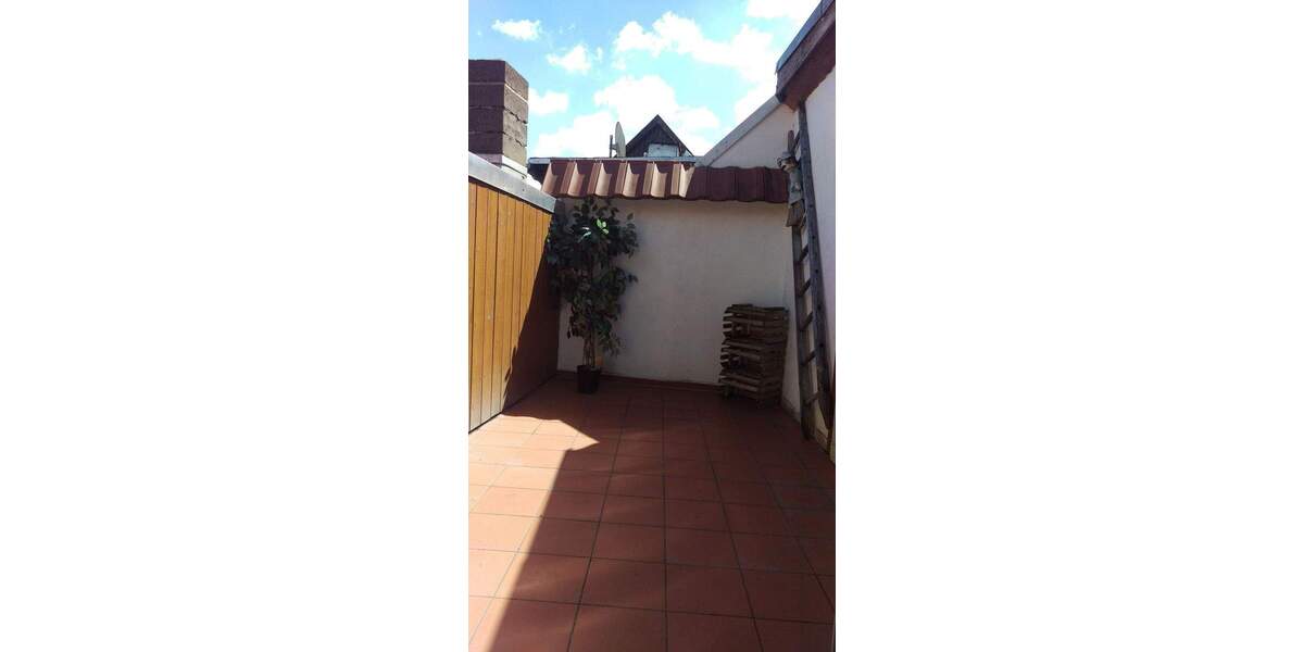 Mehrfamilienhaus, Wohnhaus Waltershausen - 4 Zimmer, 100 m&sup2;, 790&euro; | Angebot:25627233