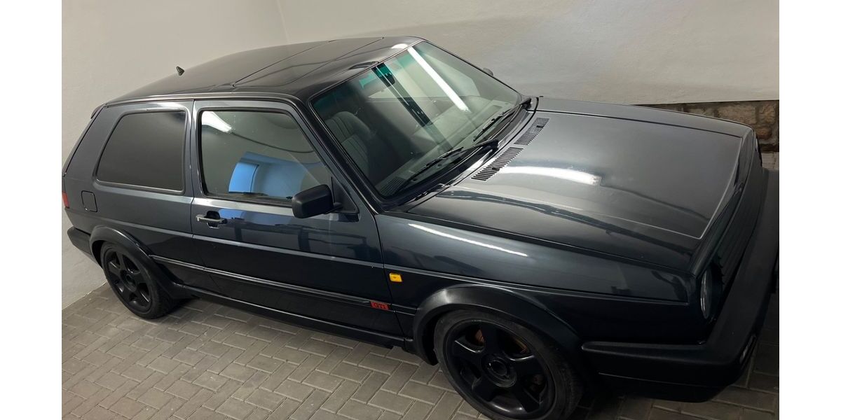 VW Golf 255.600 km 14.500 &euro; An der Poststraße 06647