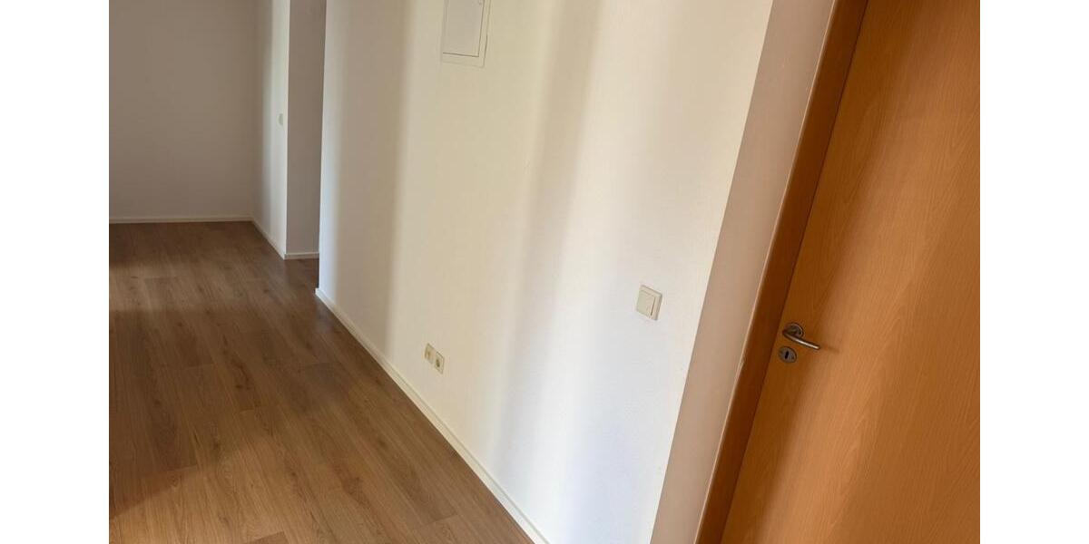 Etagenwohnung Mirow - 2 Zimmer, 72 m&sup2;, 590&euro; | Angebot:26095308