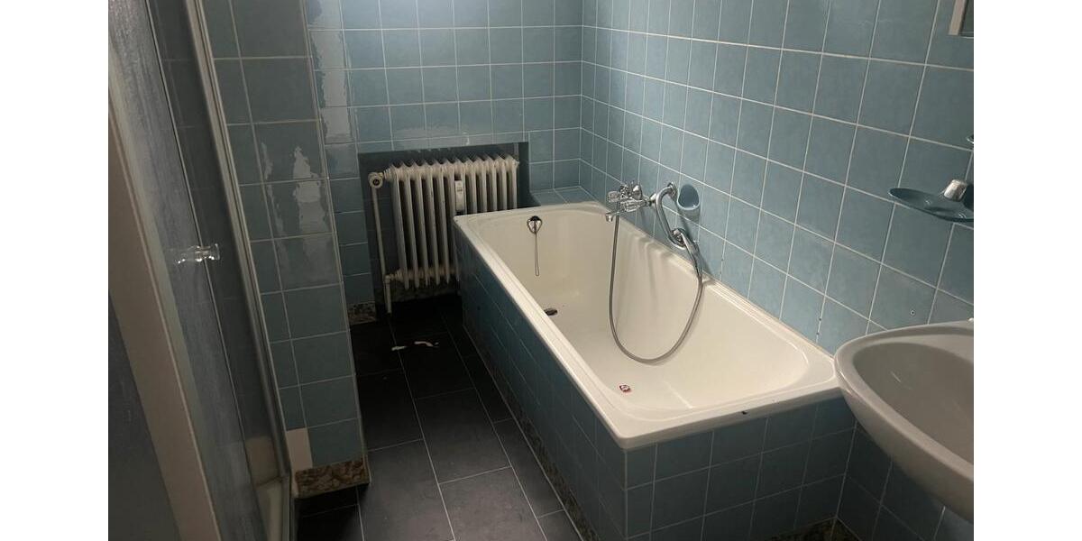 Etagenwohnung Nordenham - 4 Zimmer, 102 m&sup2;, 600&euro; | Angebot:25641830