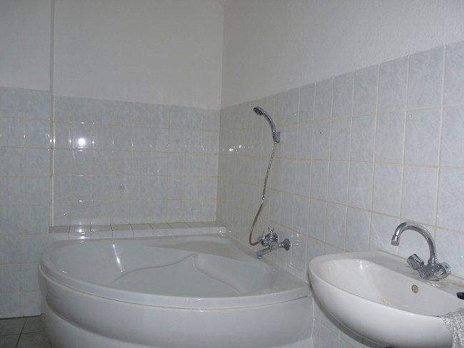 Etagenwohnung Riesa Innenstadt - 3 Zimmer, 76 m&sup2;, 455&euro; | Angebot:24973905