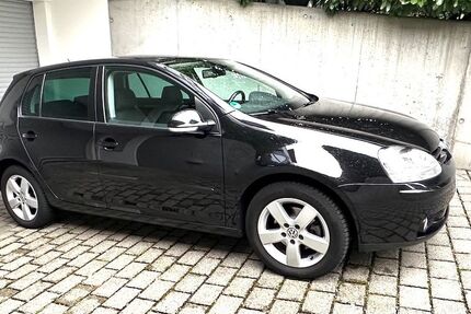 VW Golf 122.500 km 4.890 &euro; Wiesbaden 65193