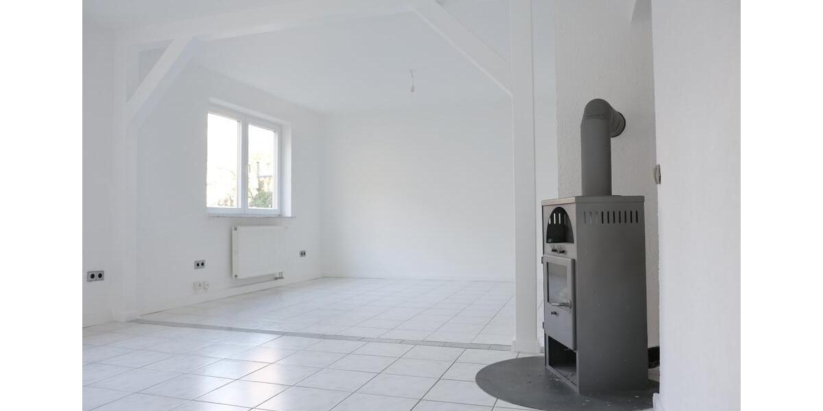 Etagenwohnung Pforzheim Dillweißenstein - 2 Zimmer, 67 m&sup2;, 210.000&euro; | Angebot:26851539