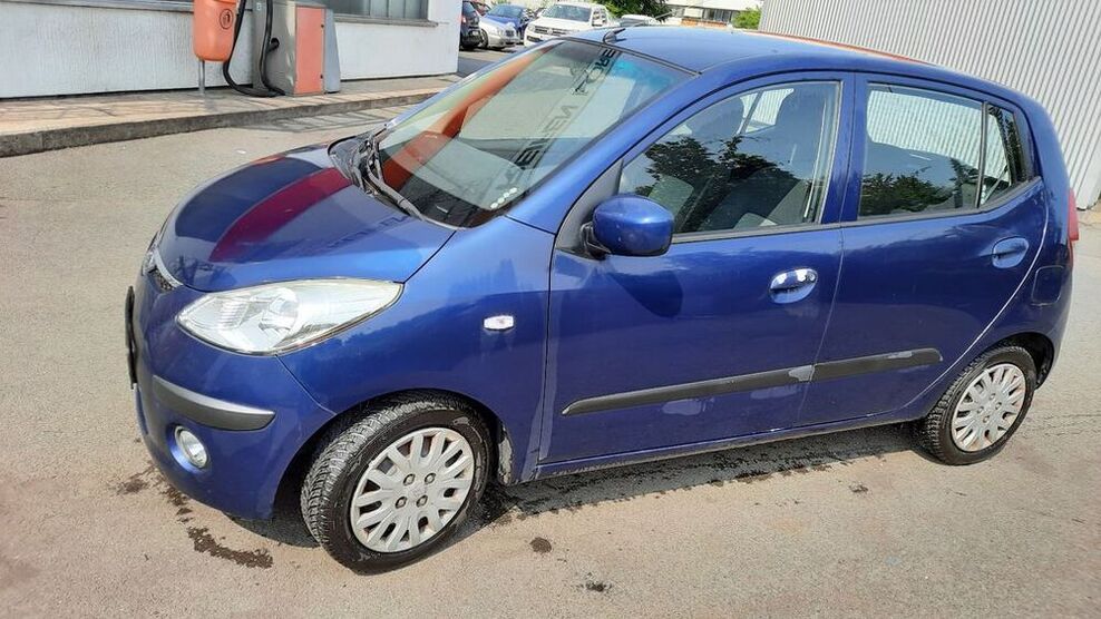 i10