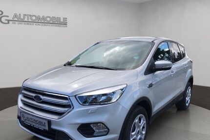 Ford Kuga 31.500 km 13.900 &euro; Braunschweig 38110