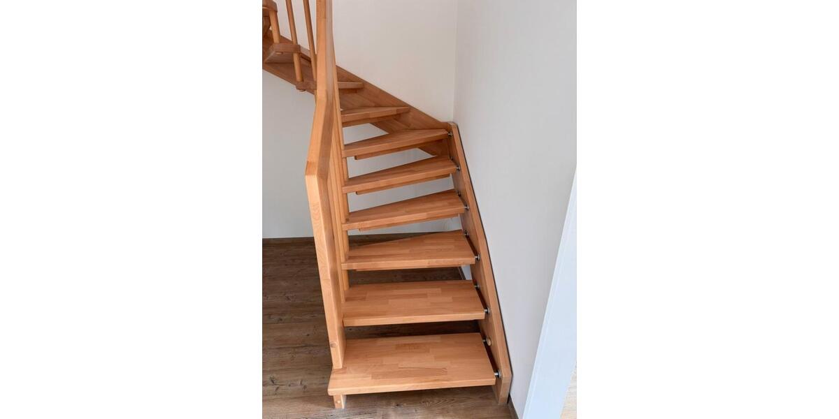Doppelhaushälfte Hohenroth - 4.5 Zimmer, 122 m&sup2;, 1.195&euro; | Angebot:26317359