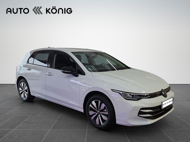 VW Golf 5.000 km 33.990 &euro; Nördlingen 86720