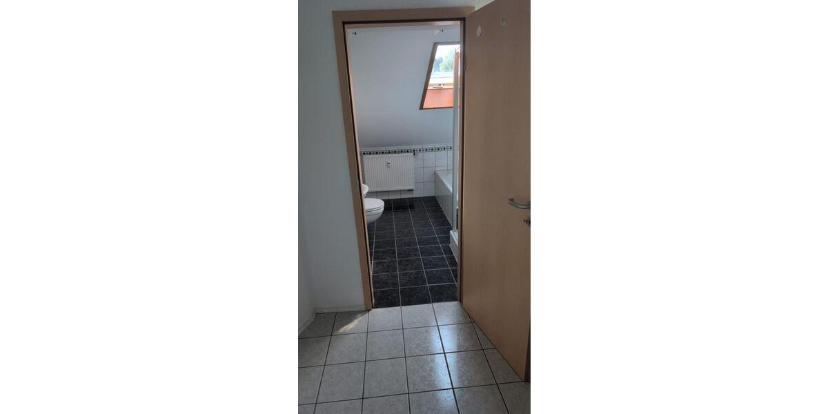 Dachgeschoßwohnung Kirchberg im Wald - 2 Zimmer, 55 m&sup2;, 350&euro; | Angebot:26413789