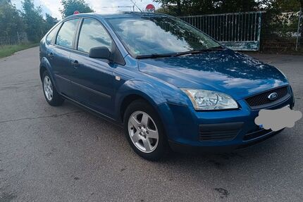 Ford Focus 233.000 km 2.650 &euro; Reilingen 68799