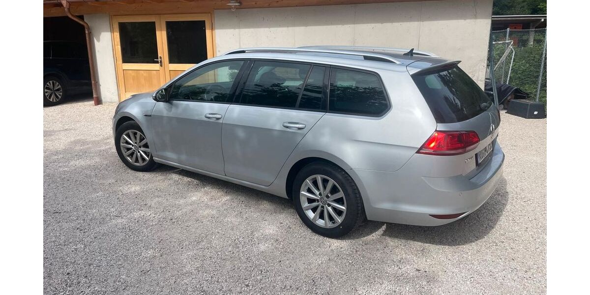 VW Golf 231.000 km 5.900 &euro; Bad Aibling 83043