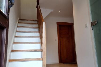 Haus Saarbrücken Bübingen - 5 Zimmer, 80 m&sup2;, 900&euro; | Angebot:25403246