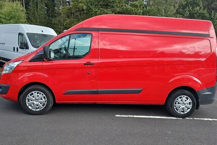 Ford Transit Custom 74.000 km 15.400 € Waldsassen 95652