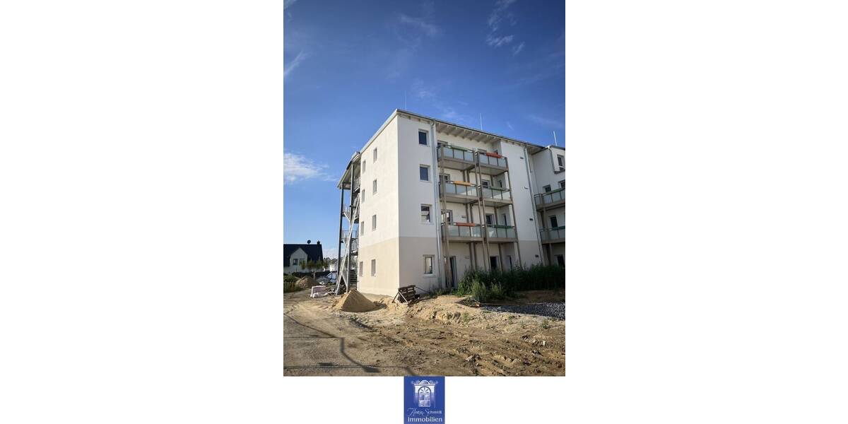Etagenwohnung Arnsdorf - 2 Zimmer, 42 m&sup2;, 555&euro; | Angebot:25709018