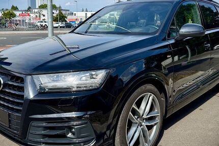 Audi Q7 129.000 km 43.900 € Nürnberg 90449
