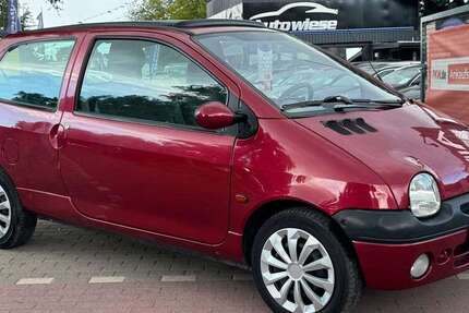 Renault Twingo 92.686 km 2.990 &euro; Berlin 13127