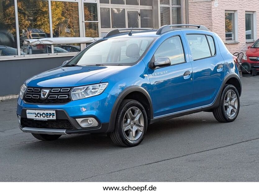Dacia Sandero 68.000 km 11.890 € Naila 95119