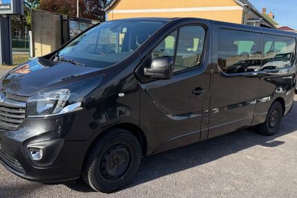 Opel Vivaro 248.000 km 10.490 &euro; Ahrensfelde bei Berlin 16356