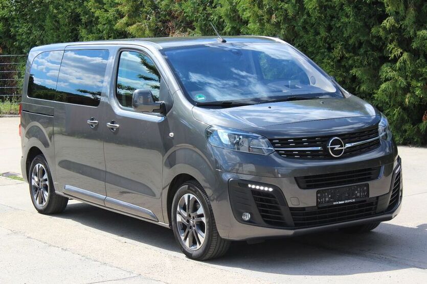 Zafira Life
