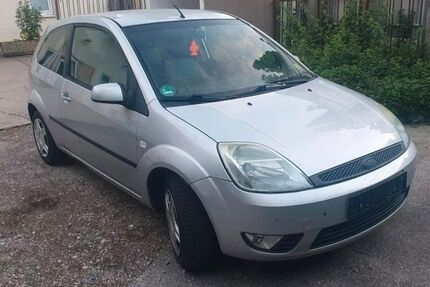 Ford Fiesta 260.000 km 899 &euro; Saalfeld 07318