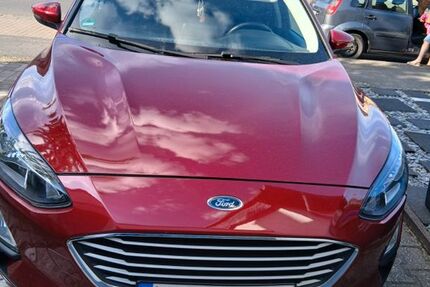 Ford Focus 142.000 km 10.999 &euro; Monheim 40789