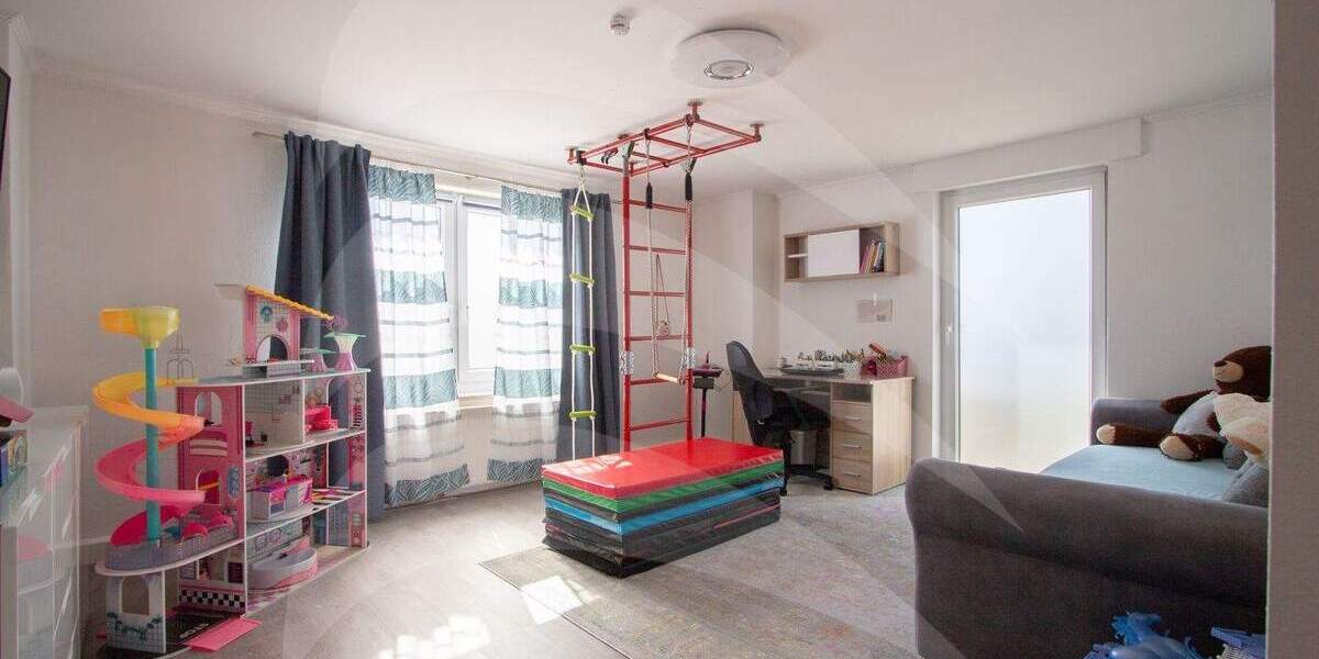 Doppelhaushälfte Landshut Industriegebiet - 7 Zimmer, 168 m&sup2;, 699.800&euro; | Angebot:23947076