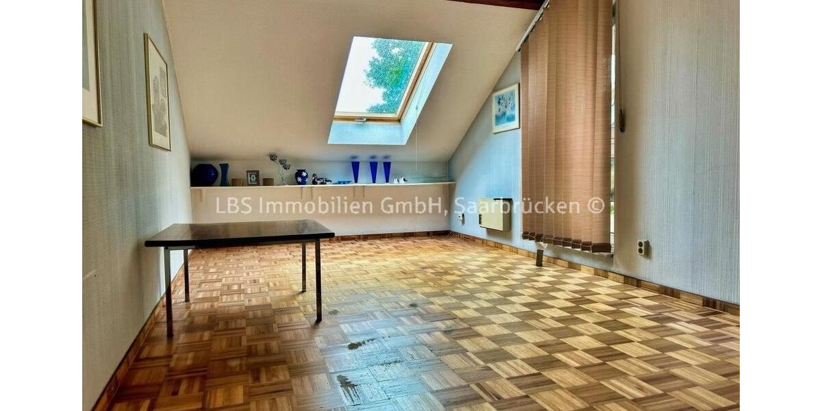 Einfamilienhaus Saarbrücken Neue Bremm - 7 Zimmer, 350 m&sup2;, 320.000&euro; | Angebot:26322666