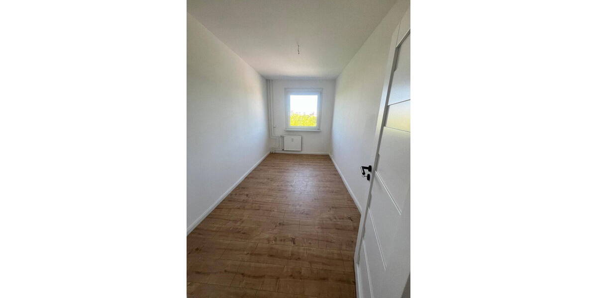 Etagenwohnung Neubrandenburg Datzeberg - 3 Zimmer, 69 m&sup2;, 650&euro; | Angebot:26434534
