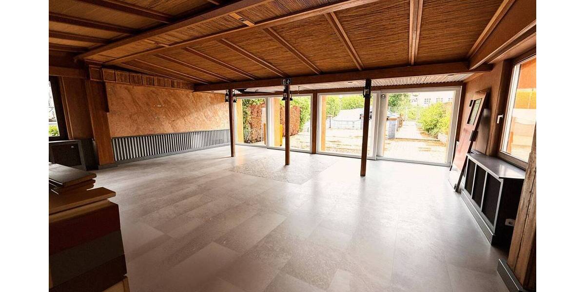 Gewerbeobjekt Pforzheim Südweststadt - 5 Zimmer, 230 m&sup2;, 395.000&euro; | Angebot:25748640