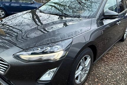 Ford Focus 137.000 km 11.890 &euro; Mahlow 15831