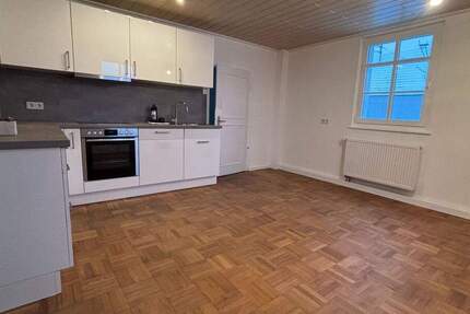 Liebevoll modernisiertes Einfamilienhaus in idyllischer Lage von Reichshof zu vermieten! 6 zimmer