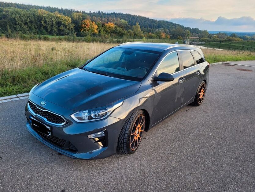 Kia ceed Sportswagon 106.650 km 14.900 € Leutershausen 91578