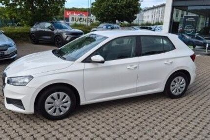 Skoda Fabia 66.715 km 11.490 &euro; Olpe 57462