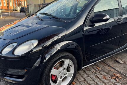 Smart ForFour 228.339 km 1.590 &euro; Berlin - Tempelhof 12107