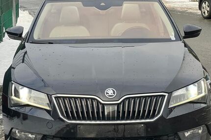 Skoda Superb 339.196 km 9.499 &euro; Essen 45276